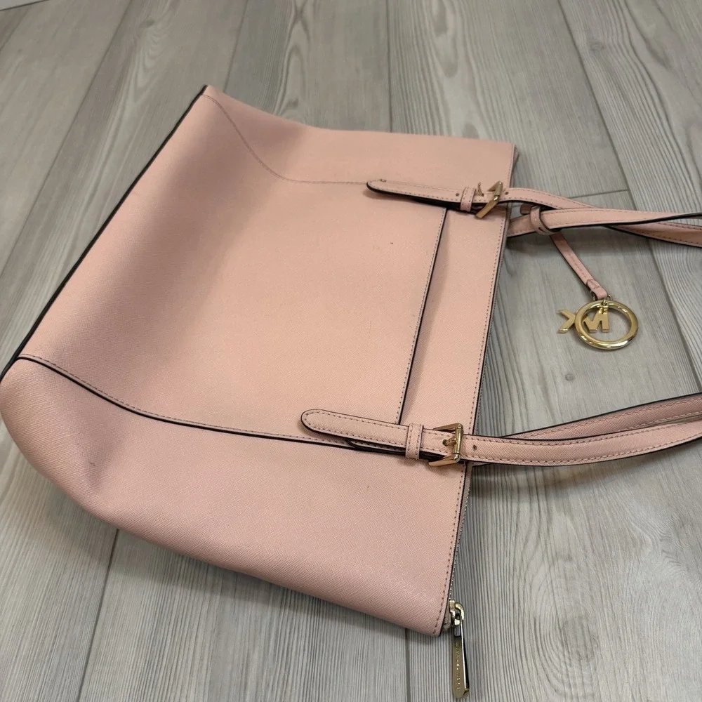 Michael Kors Ciara Zip Tote Bag Pink‎ Saffiano Leather Shoulder Bag & Wallet